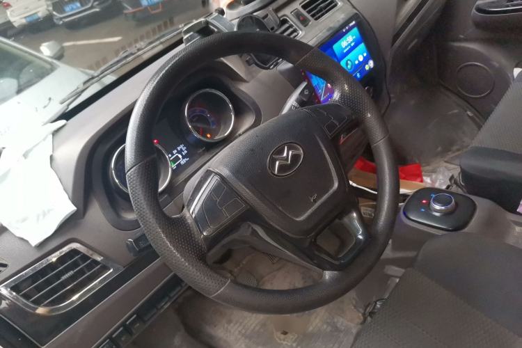Used New Gonow Shuailing 2023 Standard Range 41.93 kWh Tianjin Hengtian Steering Wheel