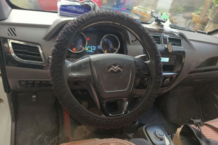 Used New Gonow Shuailing 2023 Standard Range 41.93 kWh Tianjin Guoxuan Steering Wheel