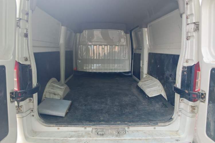 Used New Gonow Shuailing 2023 Standard Range 41.93 kWh Tianjin Hengtian Trunk