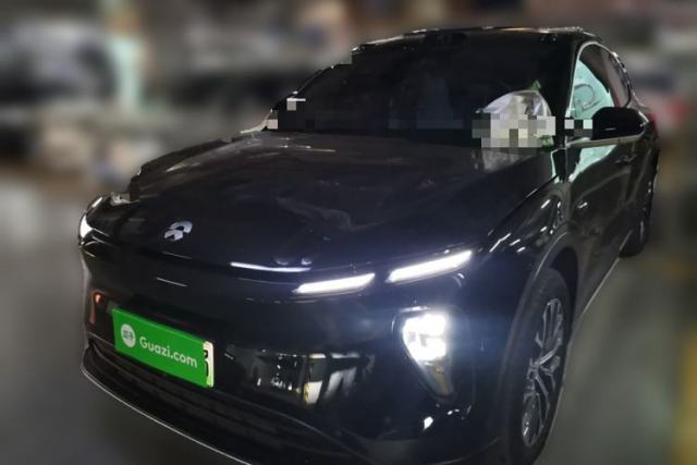 Used Nio EC6 2024 75 kWh
