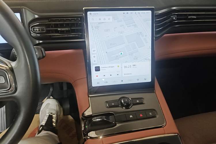 Used Nio EC6 2020 465 km Sport Edition Audio And AC Panel