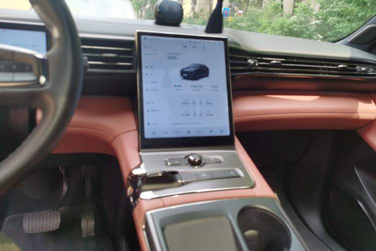 Used Nio EC6 2020 440KM Signature Edition Audio And AC Panel