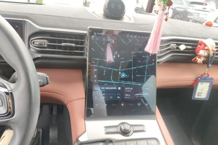 Used Nio EC6 2020 605 km Sport Edition Audio And AC Panel