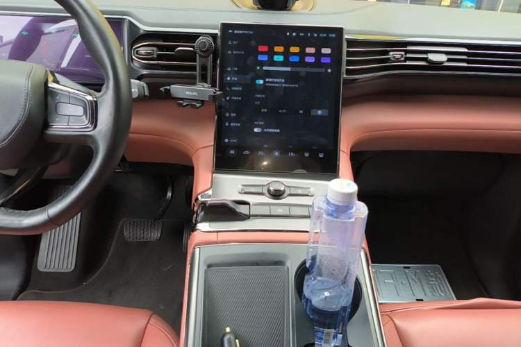 Used Nio EC6 2020 615 km Performance Edition Audio And AC Panel