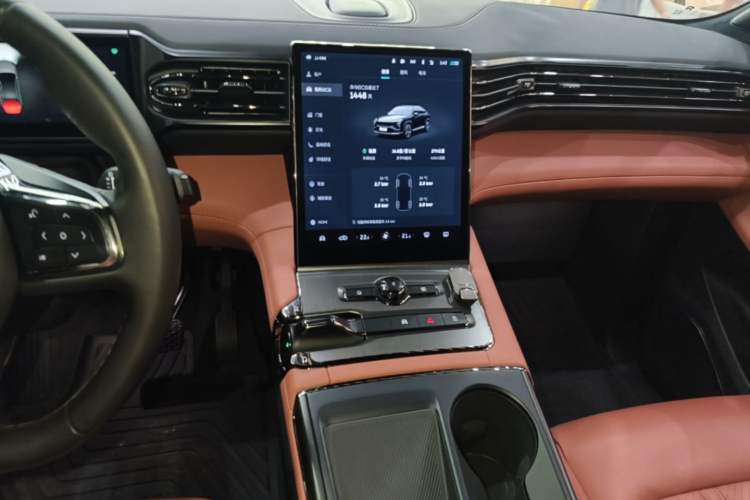 Used Nio EC6 2020 465 km Sport Edition Audio And AC Panel