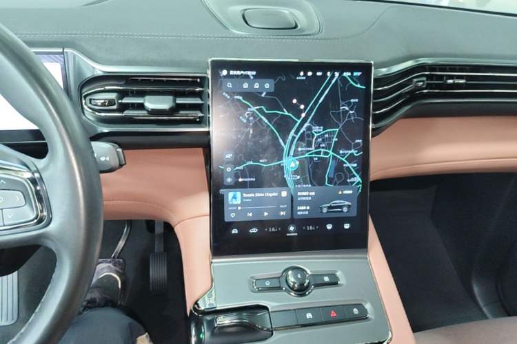 Used Nio EC6 2020 465 km Sport Edition Audio And AC Panel