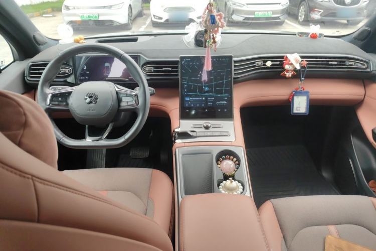 Used Nio EC6 2020 605 km Sport Edition Center Console