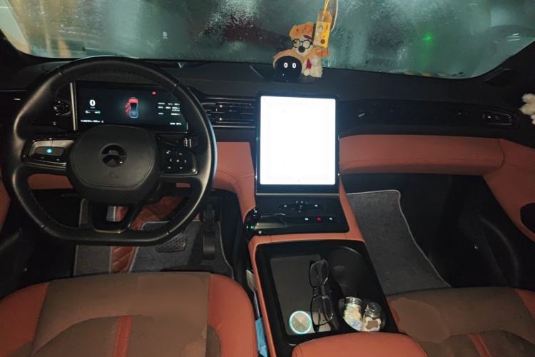Used Nio EC6 2020 440KM Signature Edition Center Console