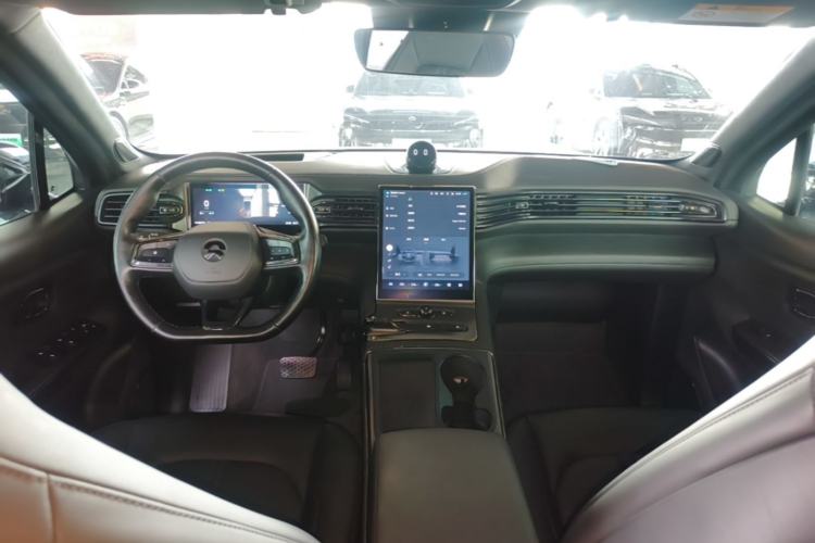 Used Nio EC6 2020 440 km Performance Version Center Console