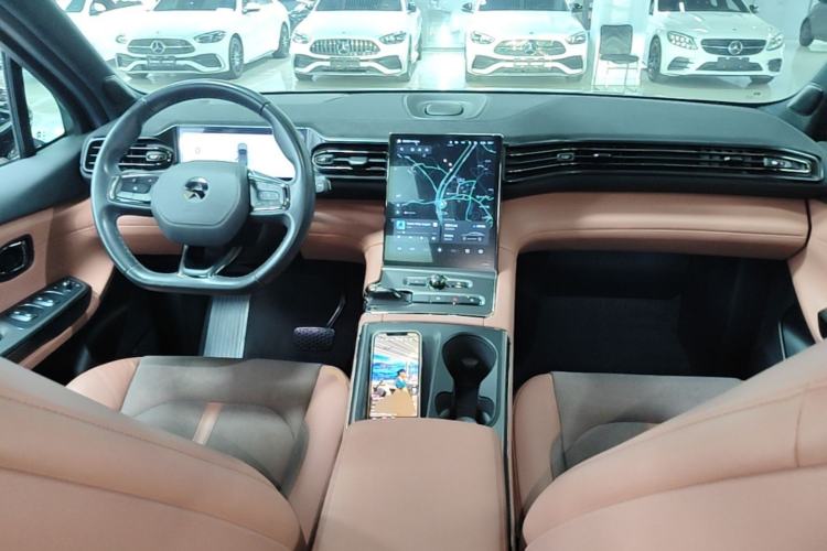 Used Nio EC6 2020 465 km Sport Edition Center Console