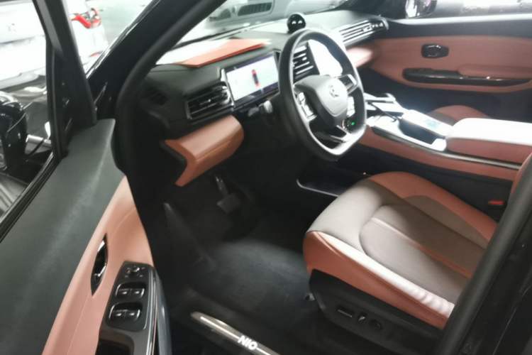 Used Nio EC6 2020 605 km Sport Edition Driver Seat