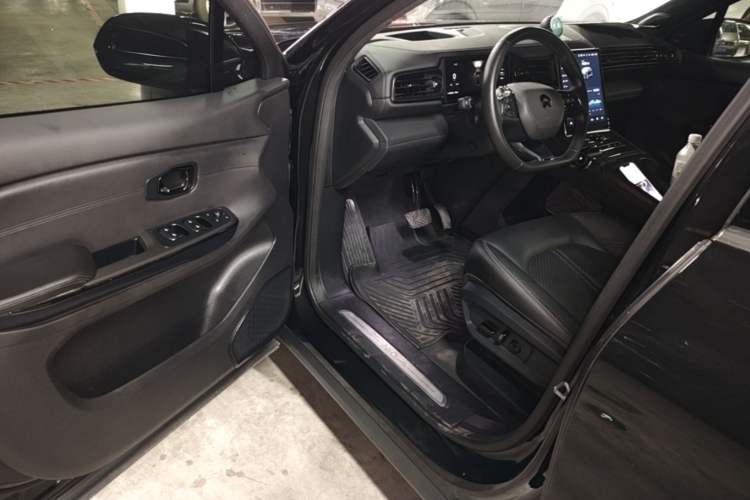 Used Nio EC6 2020 605 km Sport Edition Driver Seat
