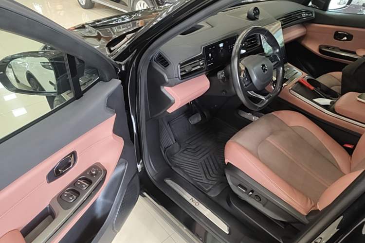 Used Nio EC6 2020 605 km Sport Edition Driver Seat