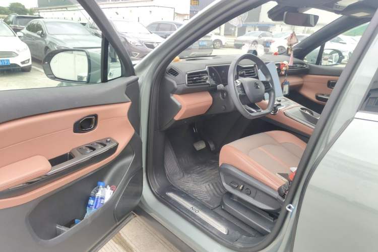 Used Nio EC6 2020 605 km Sport Edition Driver Seat