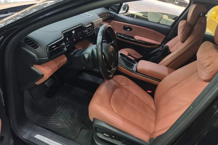 Used Nio EC6 2020 465 km Sport Edition Driver Seat