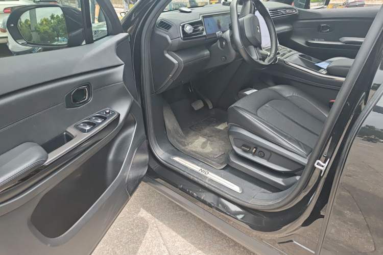 Used Nio EC6 2020 605 km Sport Edition Driver Seat