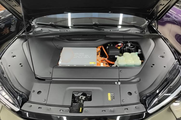 Used Nio EC6 2020 430 km Sport Version Engine Bay