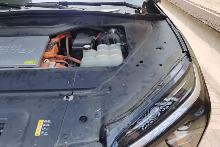 Used Nio EC6 2020 440KM Signature Edition Engine Bay Left