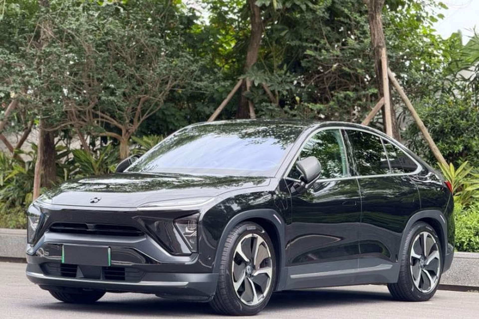 Used Nio EC6 2020 440 km Performance Version Front Left 45 Deg