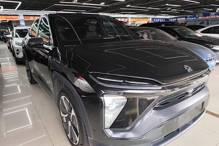 Used Nio EC6 2020 440 km Performance Version Front Right 45 Deg