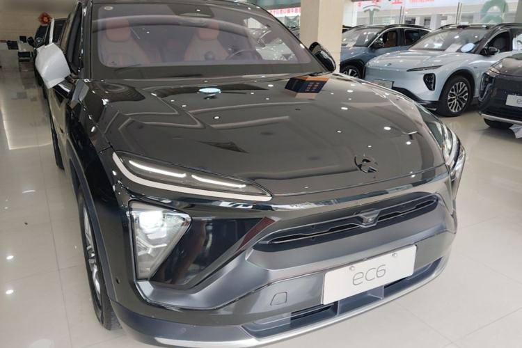 Used Nio EC6 2020 430 km Sport Version Front Right 45 Deg