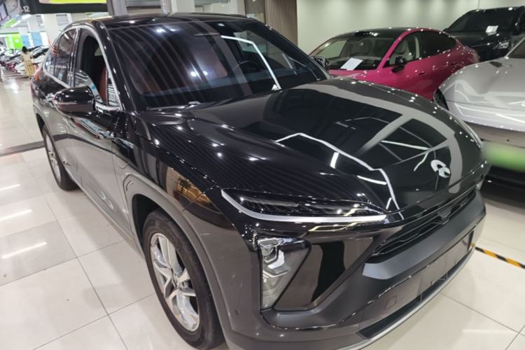 Used Nio EC6 2020 465 km Sport Edition Front Right 45 Deg