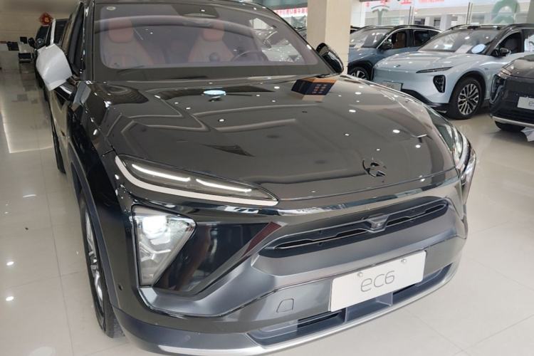 Used Nio EC6 2020 430 km Sport Version Front Right 45 Deg