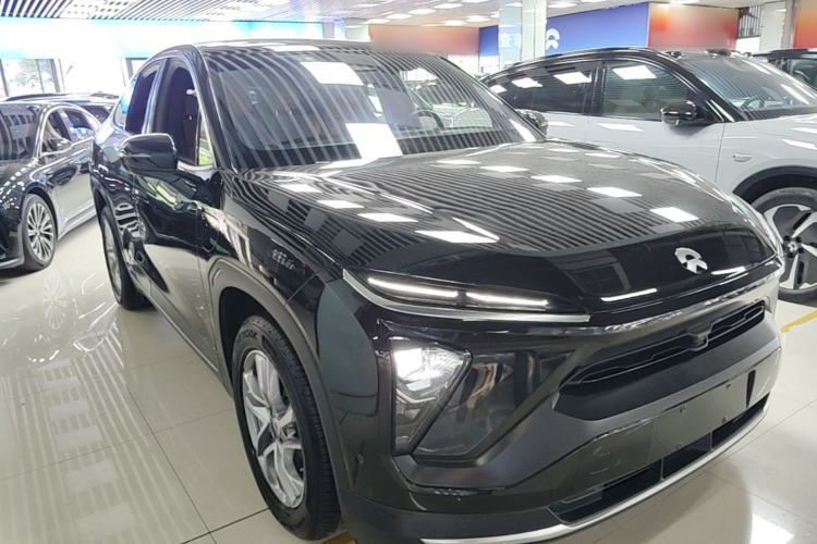 Used Nio EC6 2020 465 km Sport Edition Front Right 45 Deg