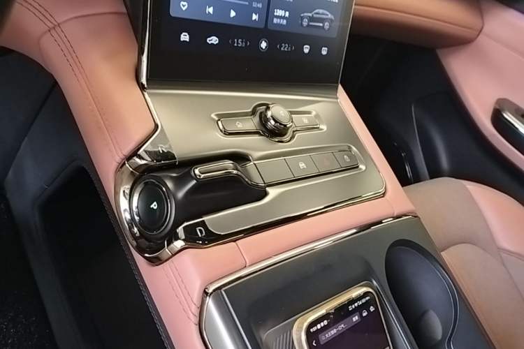 Used Nio EC6 2020 465 km Sport Edition Gear Lever