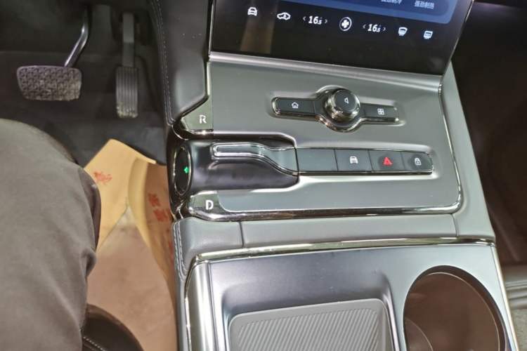 Used Nio EC6 2020 430 km Sport Version Gear Lever