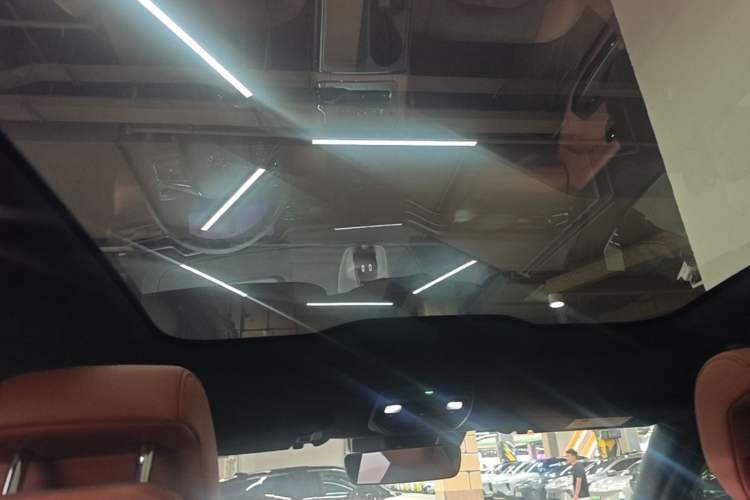 Used Nio EC6 2020 605 km Sport Edition Headliner