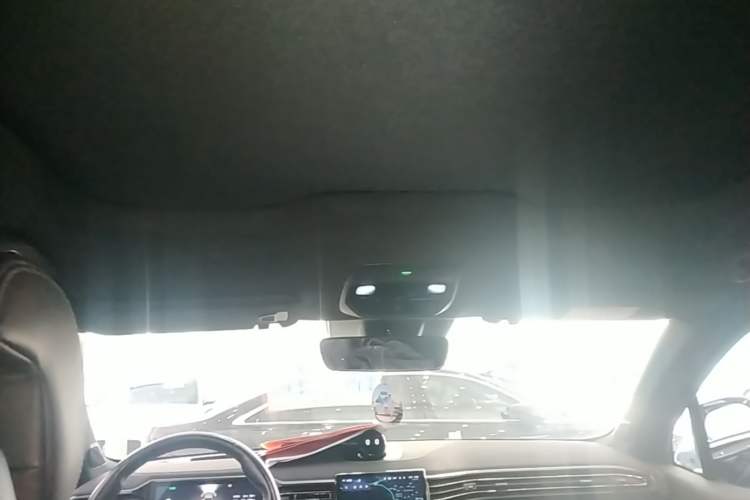 Used Nio EC6 2020 605 km Sport Edition Headliner