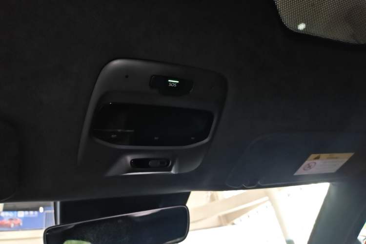 Used Nio EC6 2020 465 km Sport Edition Headliner
