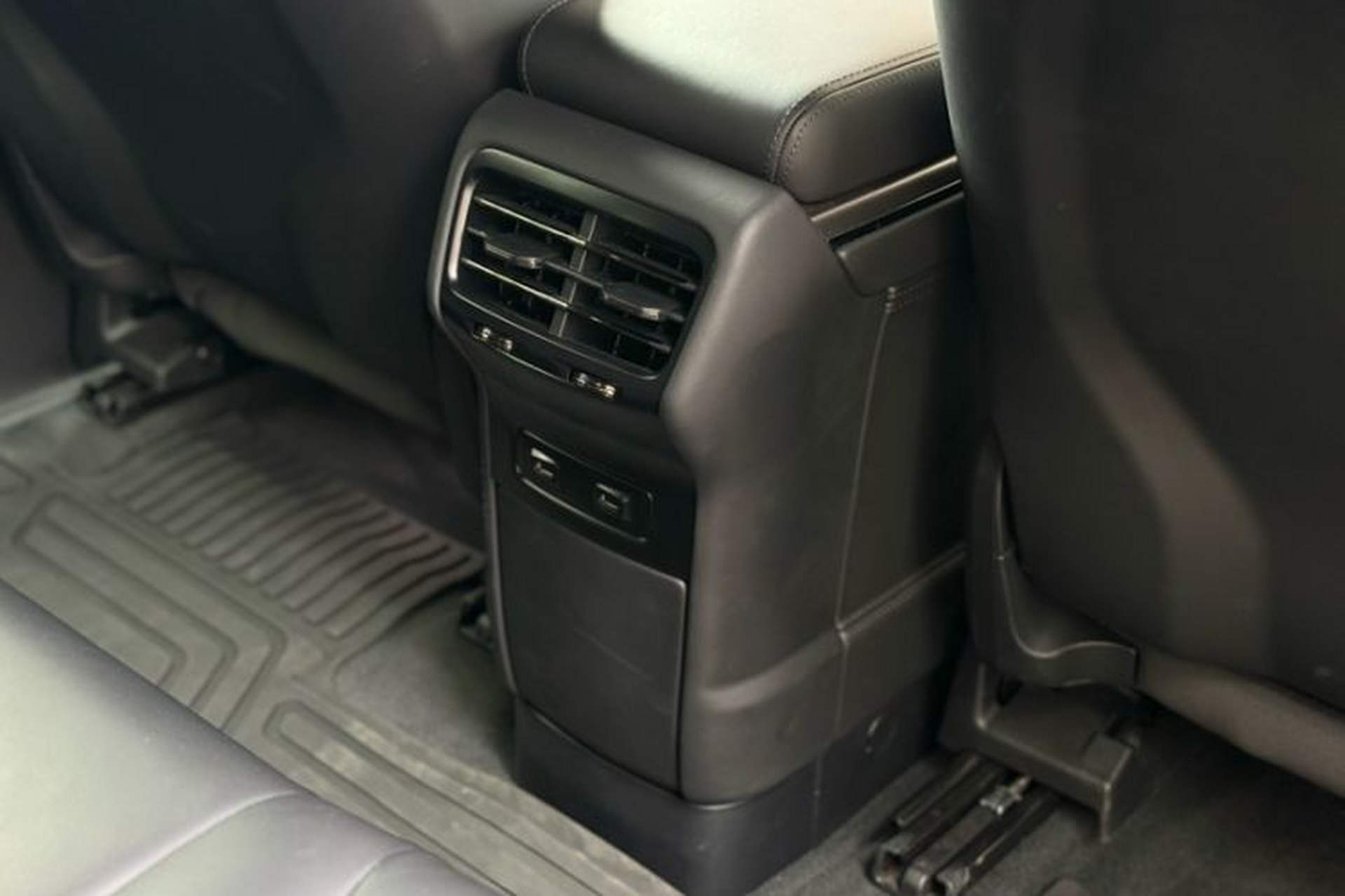 Used Nio EC6 2020 440 km Performance Version Interior 2