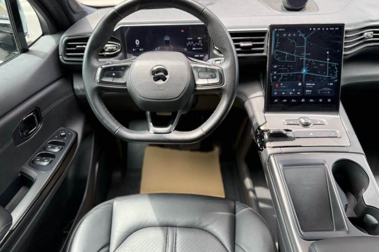 Used Nio EC6 2020 440 km Performance Version Interior 9