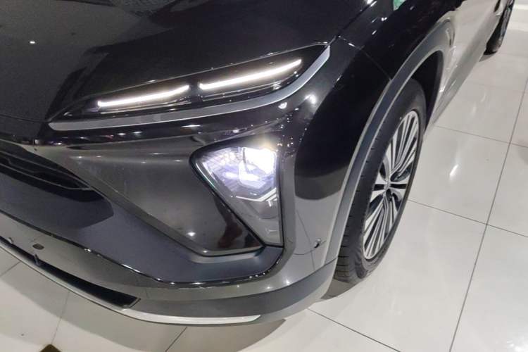 Used Nio EC6 2020 475 km Performance Version Left Front Headlight