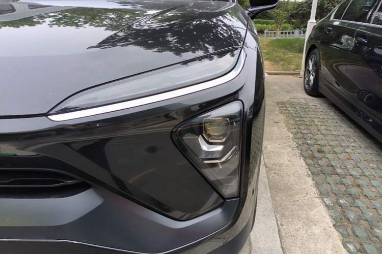 Used Nio EC6 2020 615 km Performance Edition Left Front Headlight
