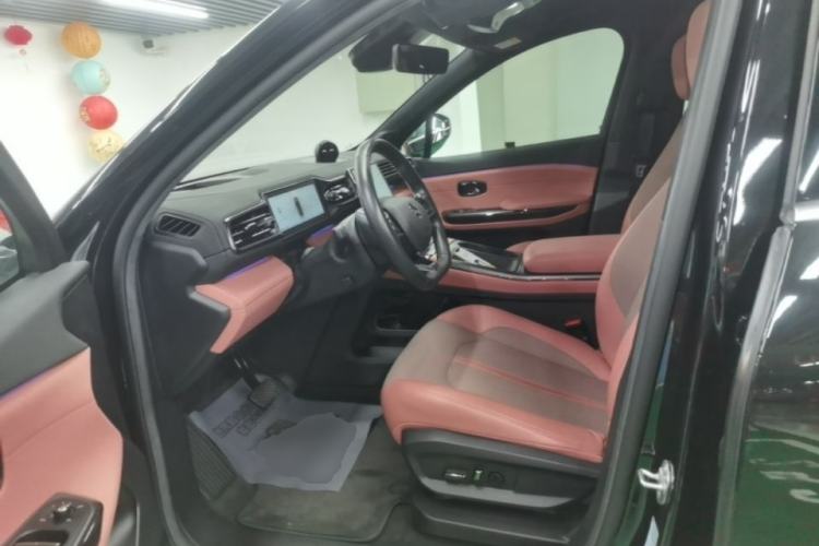 Used Nio EC6 2020 605 km Sport Edition Left Front Seat
