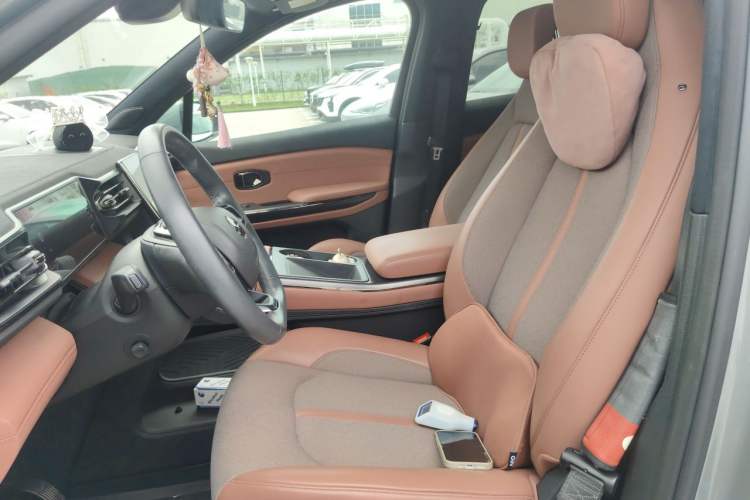Used Nio EC6 2020 605 km Sport Edition Left Front Seat
