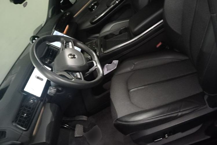 Used Nio EC6 2020 615 km Performance Edition Left Front Seat