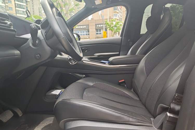 Used Nio EC6 2020 605 km Sport Edition Left Front Seat