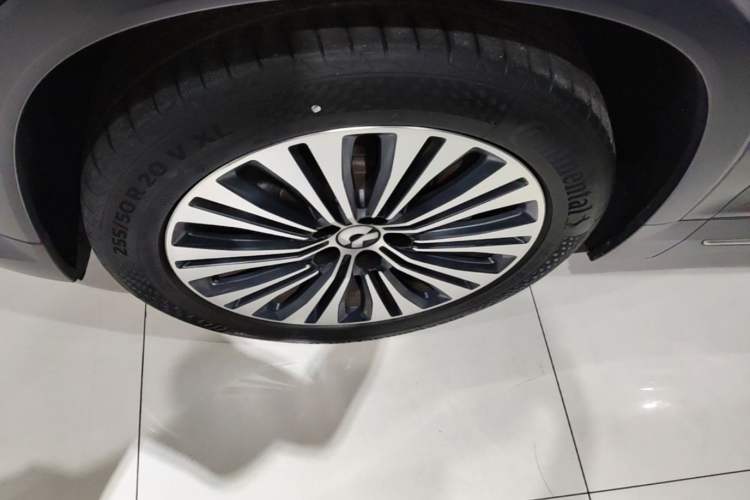 Used Nio EC6 2020 475 km Performance Version Left Front Wheel Hub