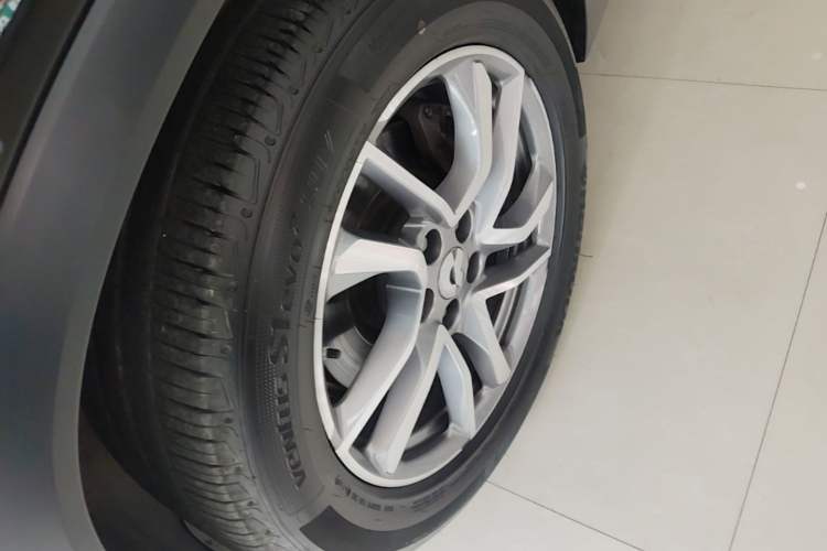 Used Nio EC6 2020 430 km Sport Version Left Front Wheel Hub