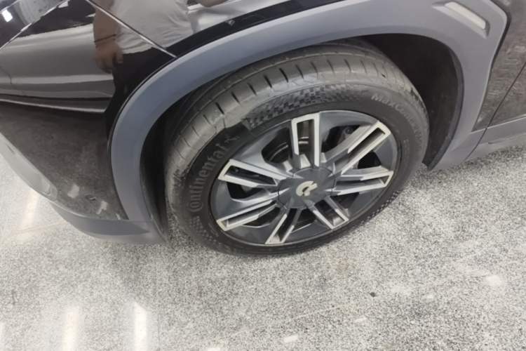 Used Nio EC6 2020 430 km Sport Version Left Front Wheel Hub