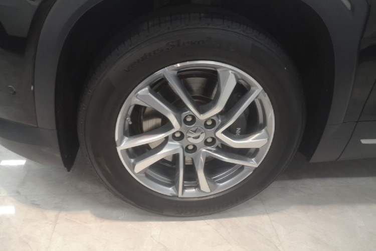Used Nio EC6 2020 430 km Sport Version Left Front Wheel Hub