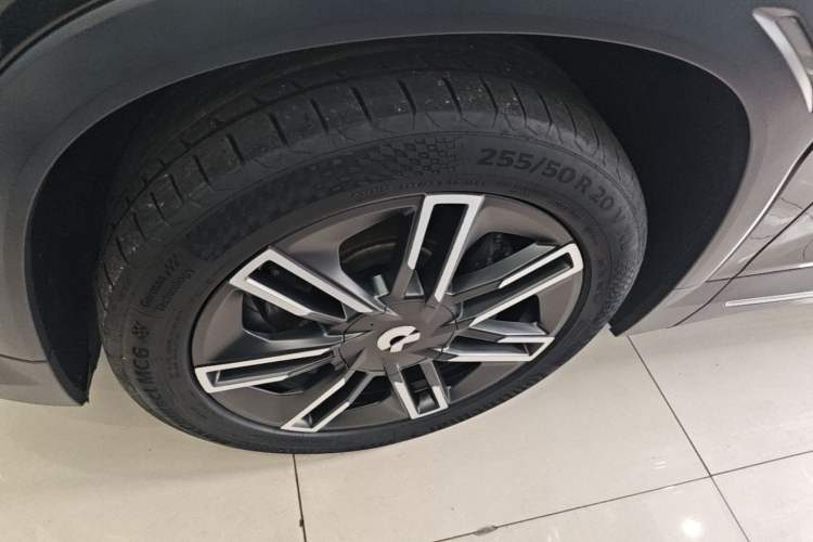 Used Nio EC6 2020 430 km Sport Version Left Front Wheel Hub