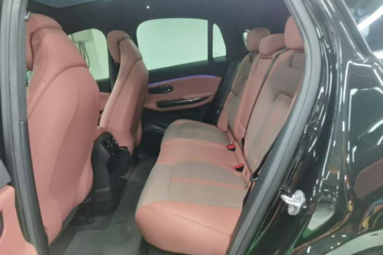 Used Nio EC6 2020 605 km Sport Edition Left Rear Seat