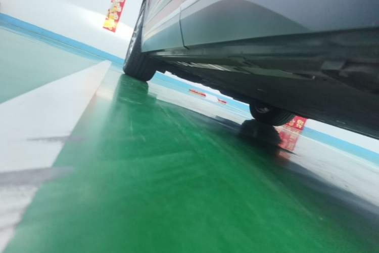 Used Nio EC6 2020 605 km Sport Edition Left Side Sill