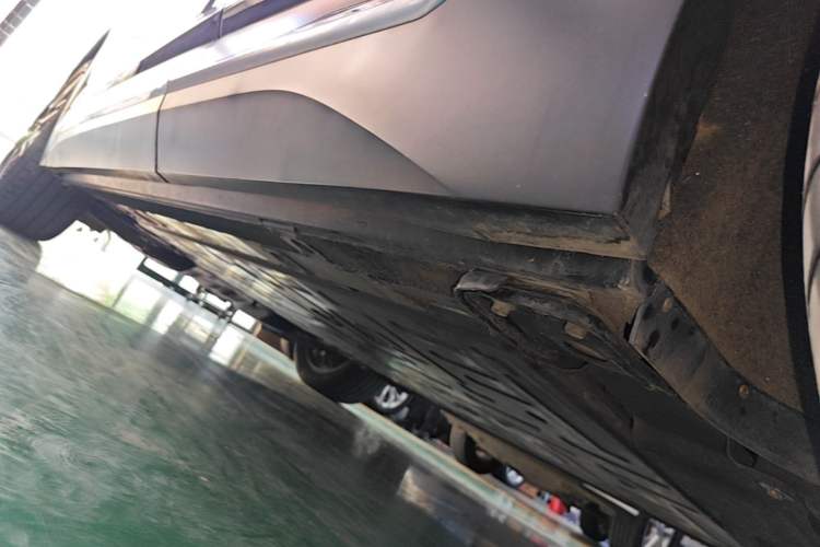 Used Nio EC6 2020 430 km Sport Version Left Side Sill