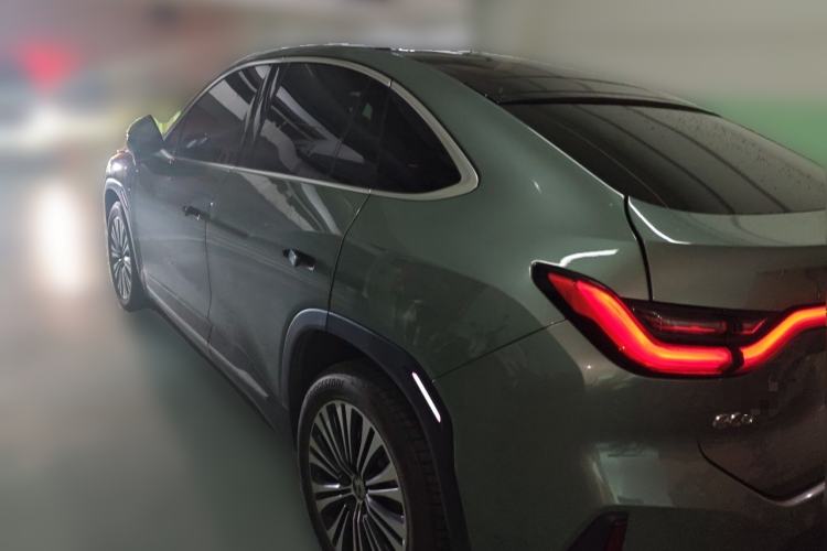 Used Nio EC6 2020 465 km Sport Edition Rear Left 45 Deg